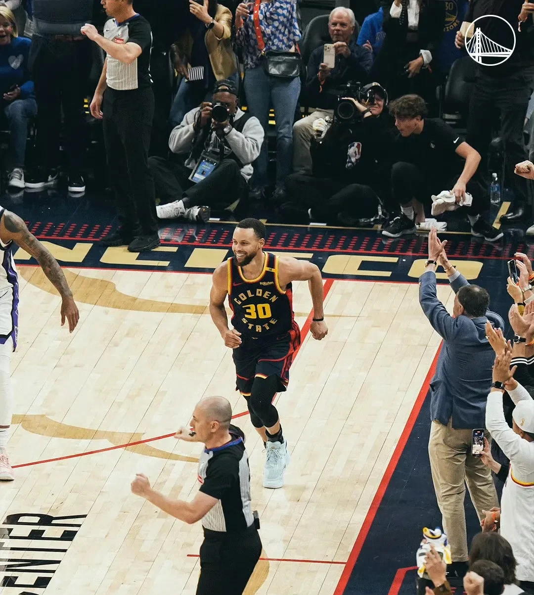 JJB- 库里赛场照片 