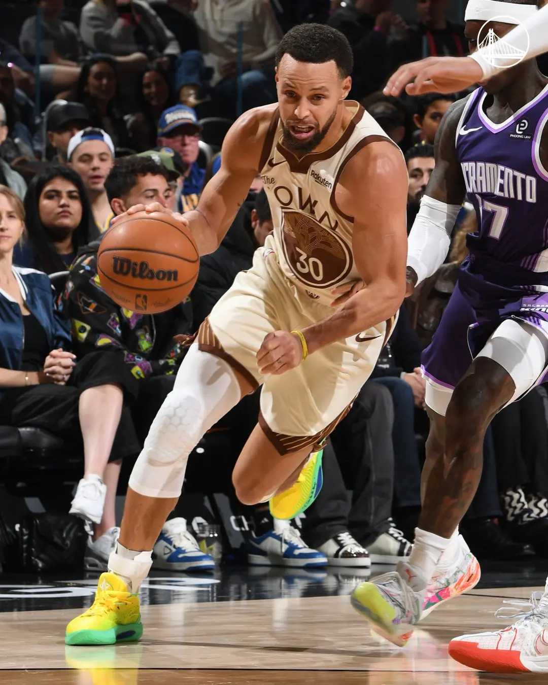 竞技宝电竞- 库里打掘金季后赛的数据 